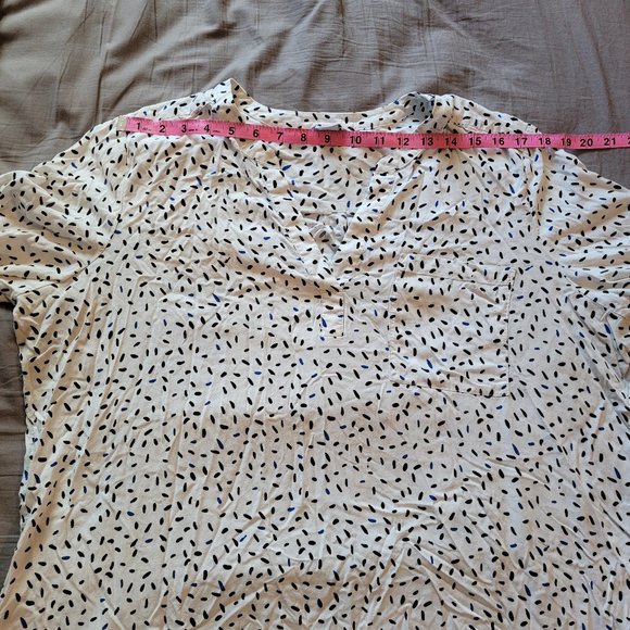 2X Reitmans Relaxed Fit Black & White Blouse - Picture 6 of 8